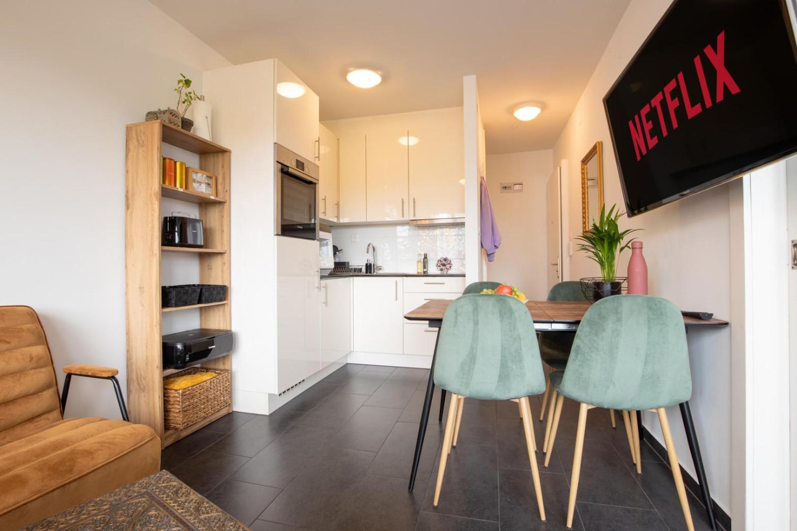 Special Modern Lisa Apartment Basel, Bahnhof Grossbasel 10-Star Bagian luar foto